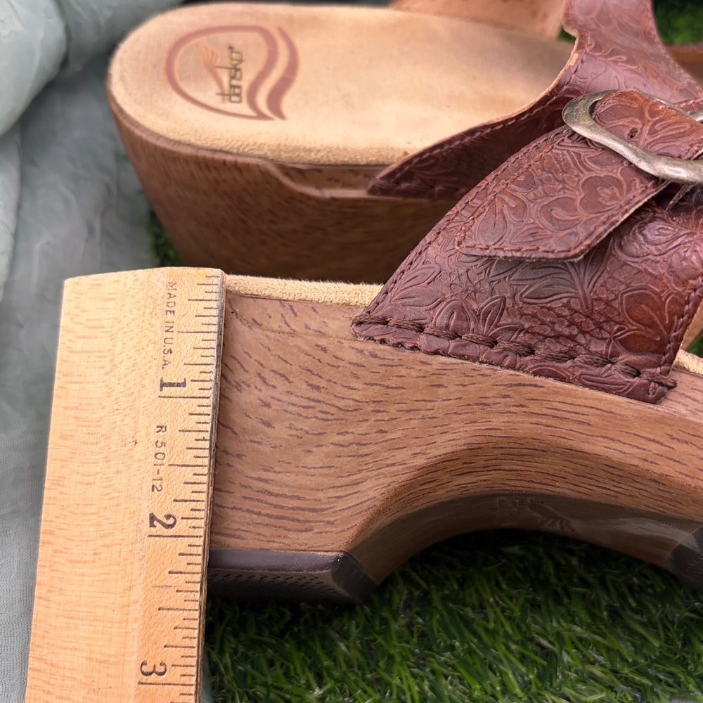 Dansko Women’s Sophie Brown Floral Tooled Leather Wedge Sandals | 38 - Picture 12 of 14